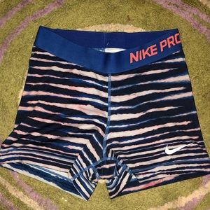 NIKE PRO🧡💙🧡💙